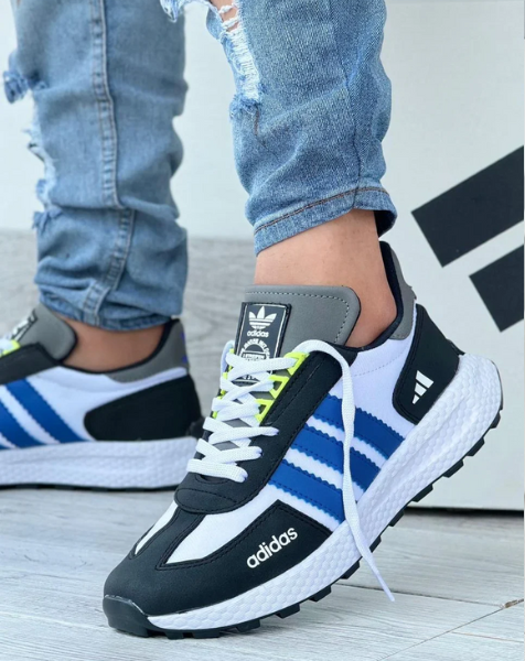 Nowe sportowe buty do biegania