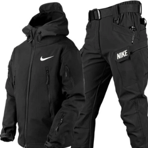 Nike – Kurtka przeciwwiatrowa i spodnie